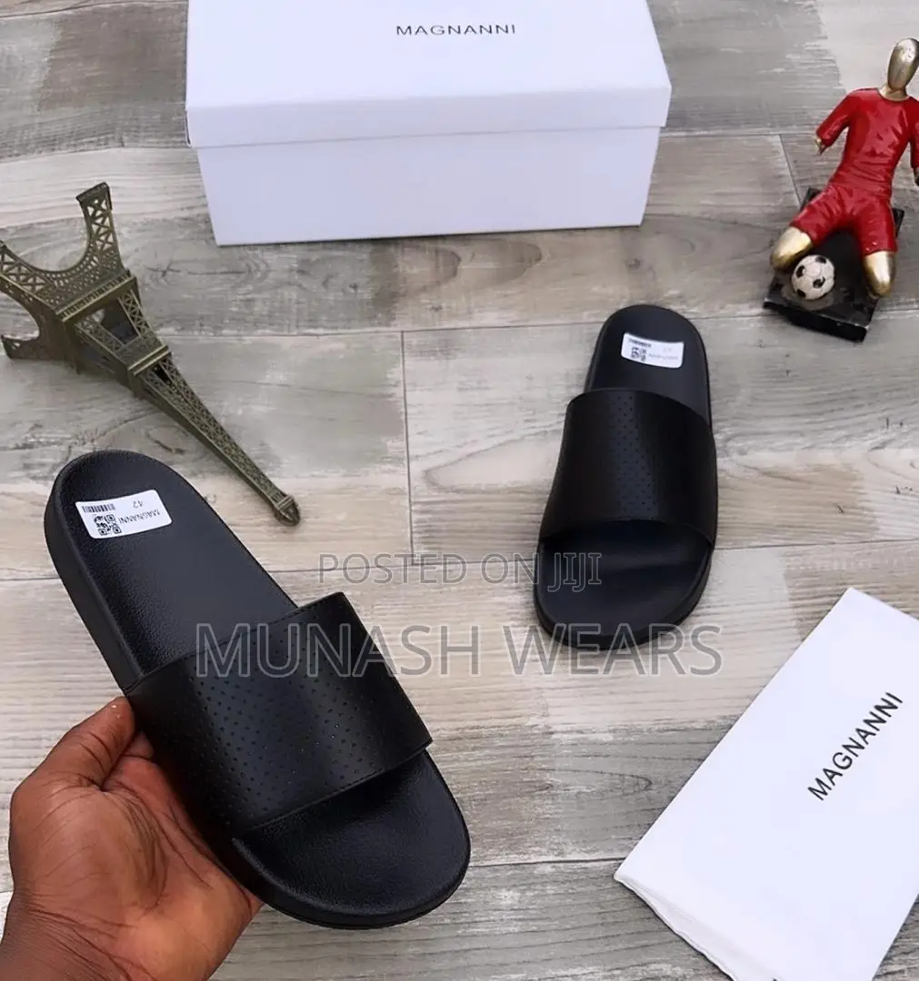 Men Quality Slide