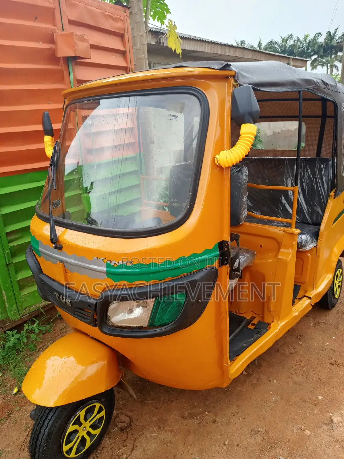 TVS Apache 180 RTR 2024 Yellow