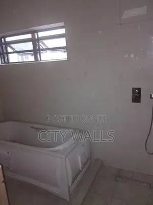 4bdrm Townhouse / Terrace in Lekki for rent