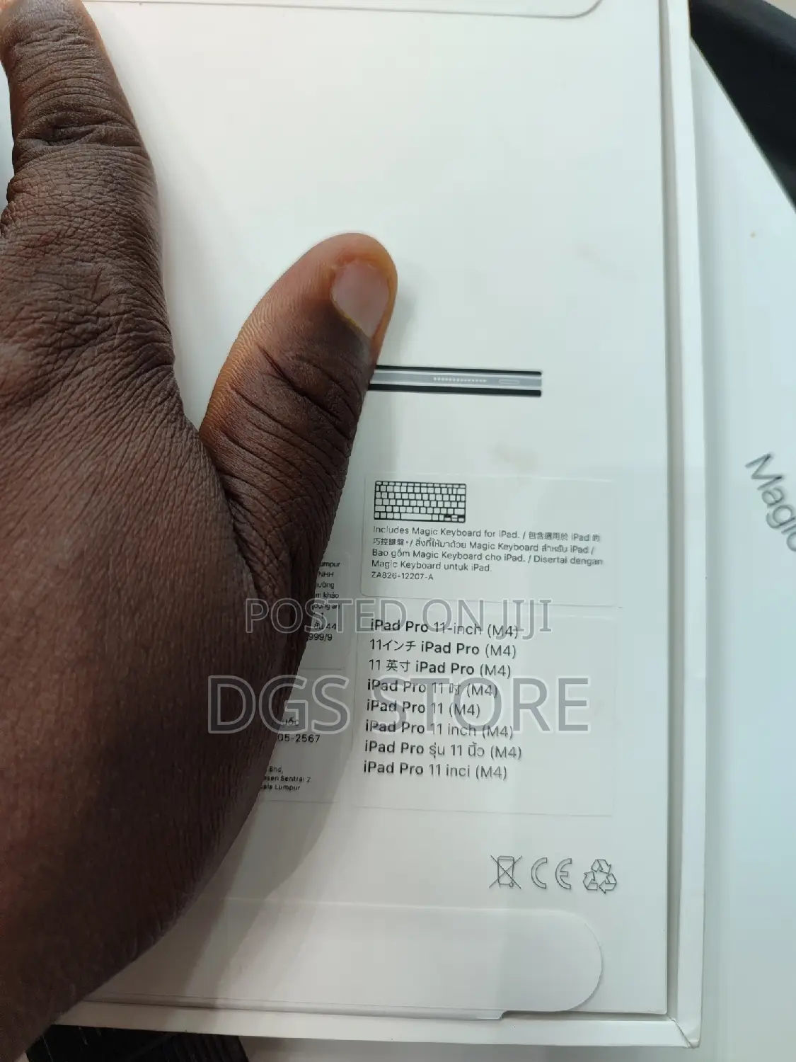 Apple Magic Keyboard for iPad Pro M4 11"