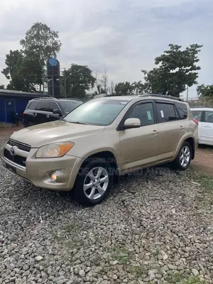 Toyota RAV4 3.5 Limited 4x4 2010 Gold