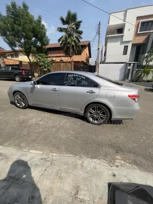 Lexus ES 350 2012 Silver