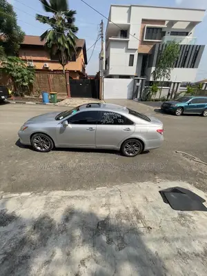 Lexus ES 350 2012 Silver