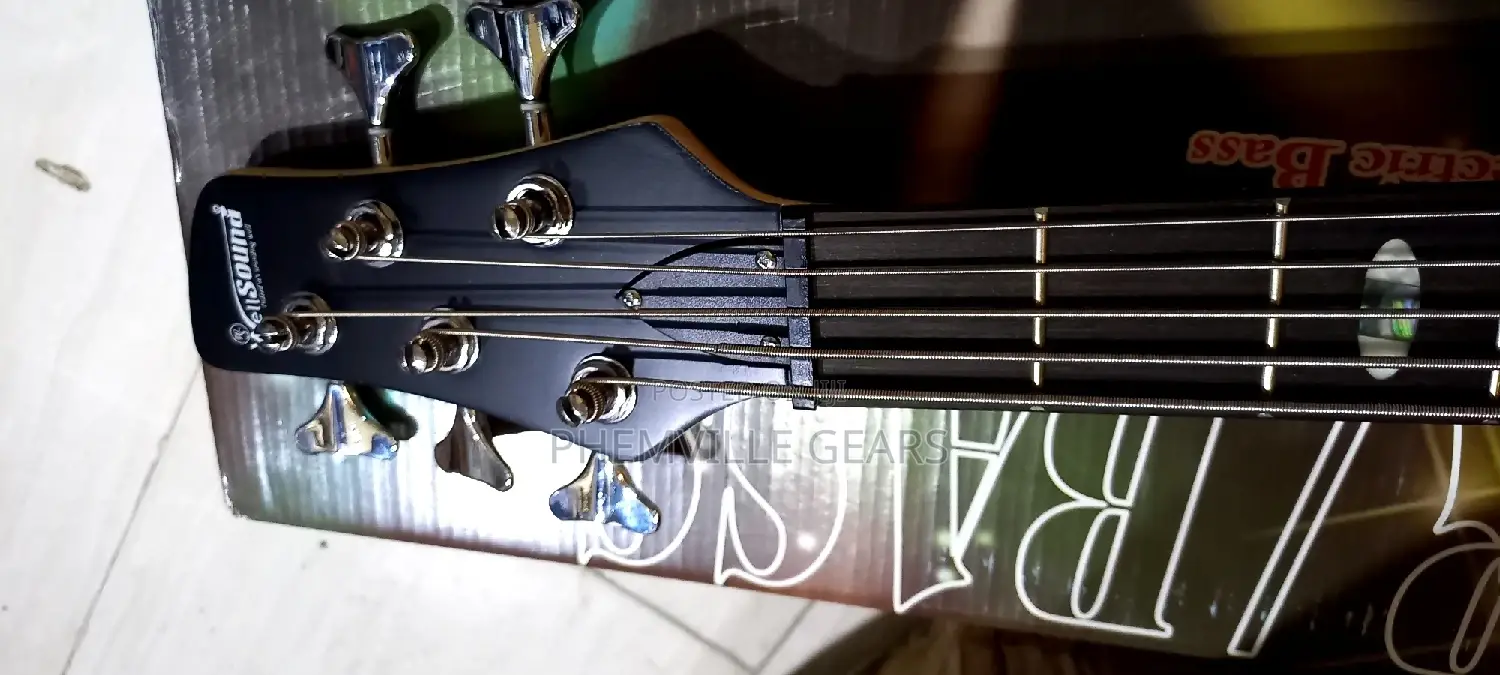 Wellsound Active Bass Guitar
