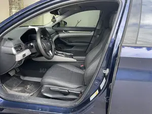 Honda Accord Sport (1.5L 4cyl Turbo CVT) 2019 Blue