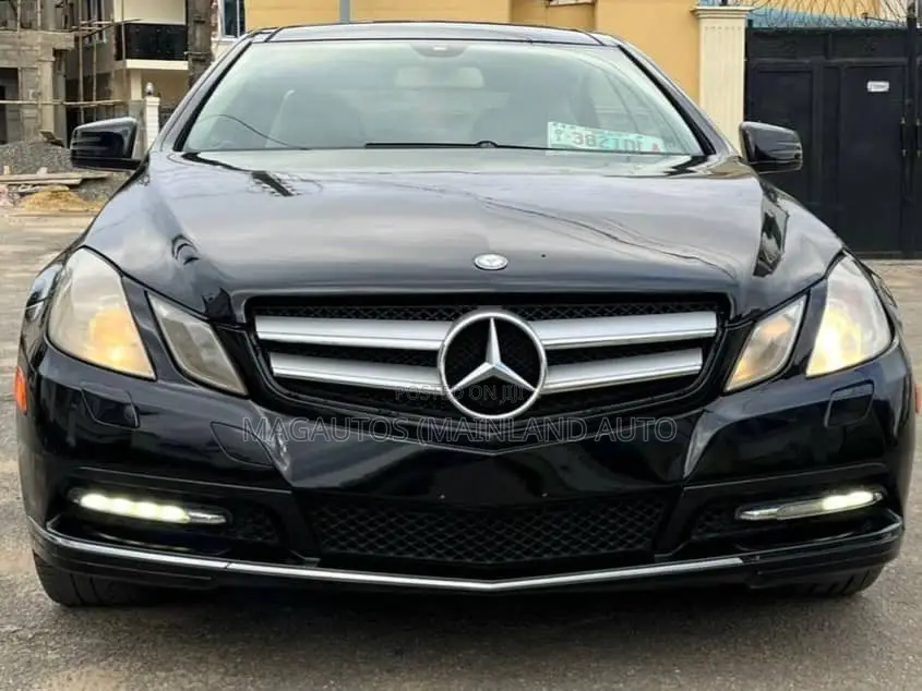 Mercedes-Benz E350 2012 Black
