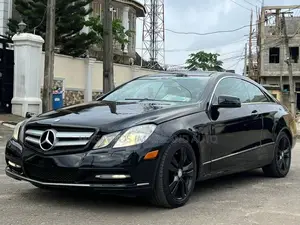 Mercedes-Benz E350 2012 Black