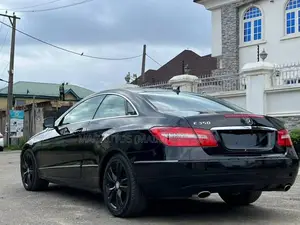 Mercedes-Benz E350 2012 Black
