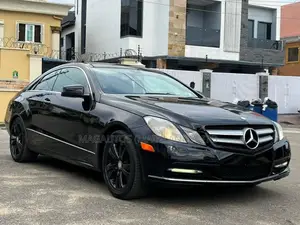 Mercedes-Benz E350 2012 Black