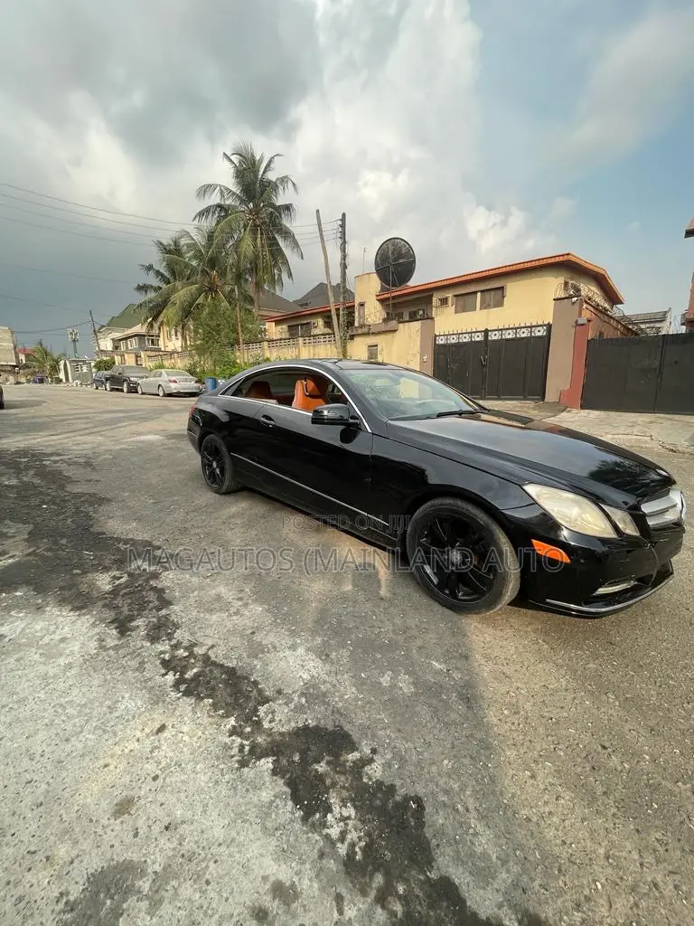Mercedes-Benz E350 2012 Black