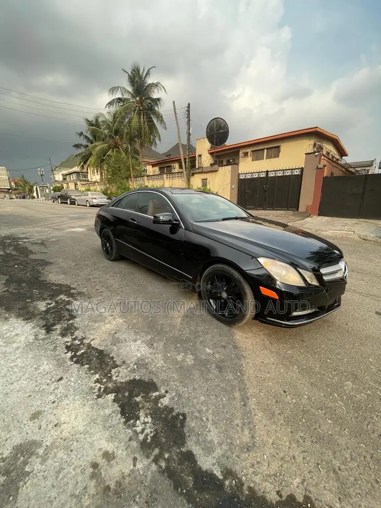 Mercedes-Benz E350 2012 Black