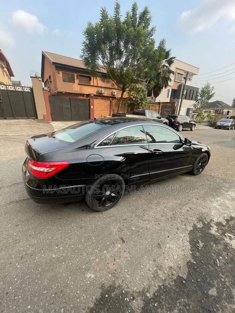 Mercedes-Benz E350 2012 Black