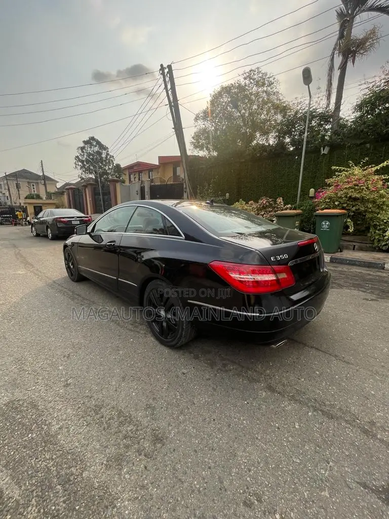 Mercedes-Benz E350 2012 Black