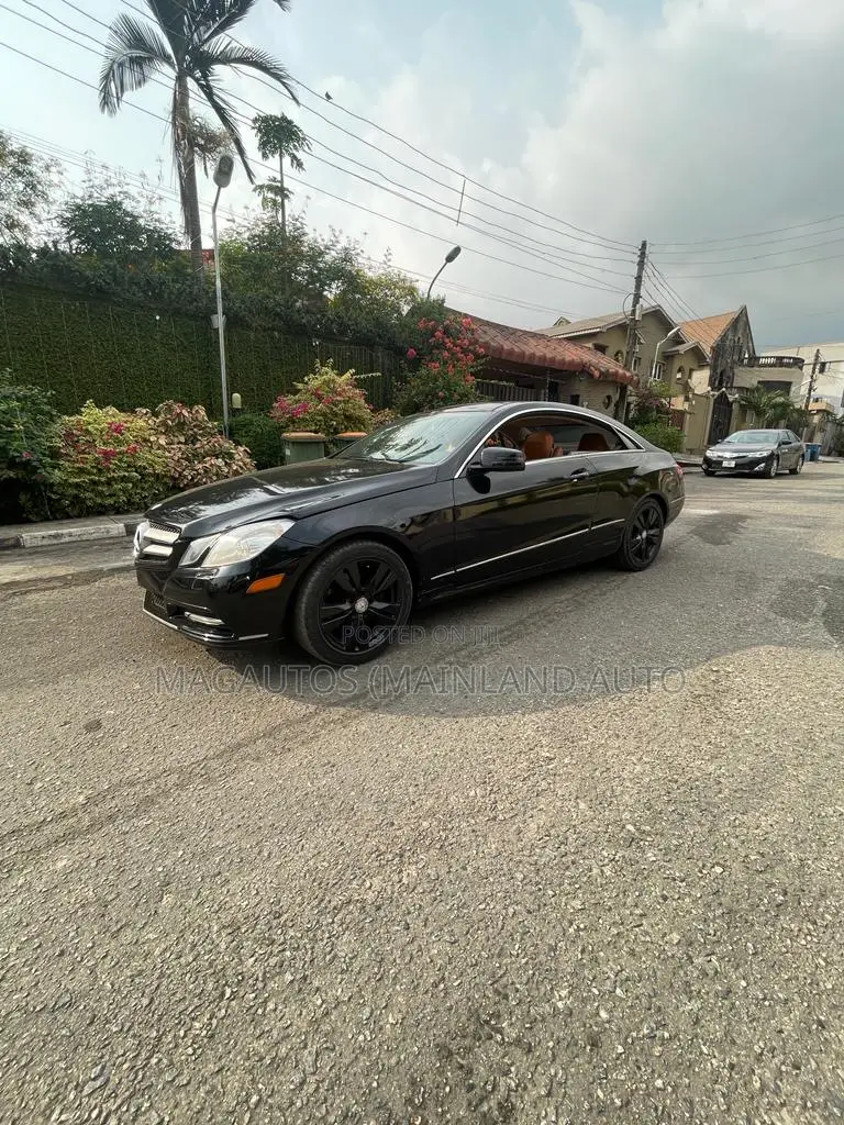 Mercedes-Benz E350 2012 Black
