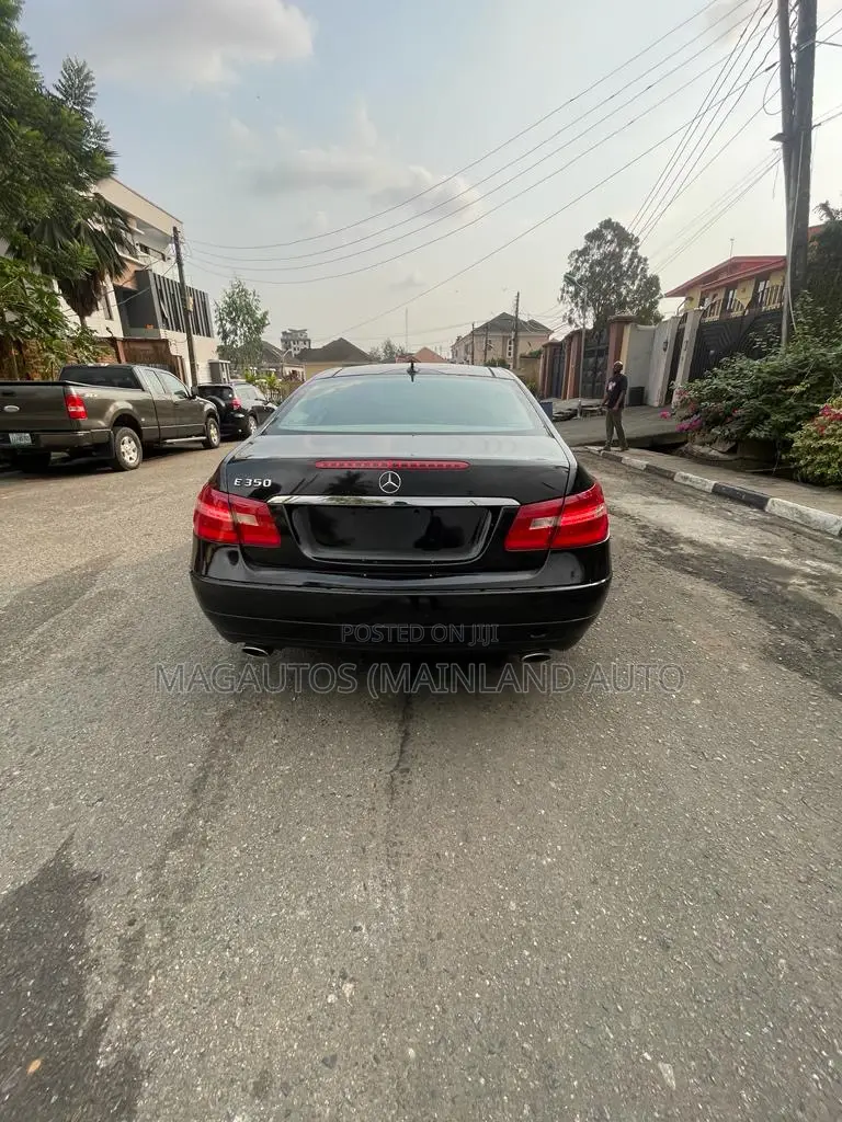 Mercedes-Benz E350 2012 Black
