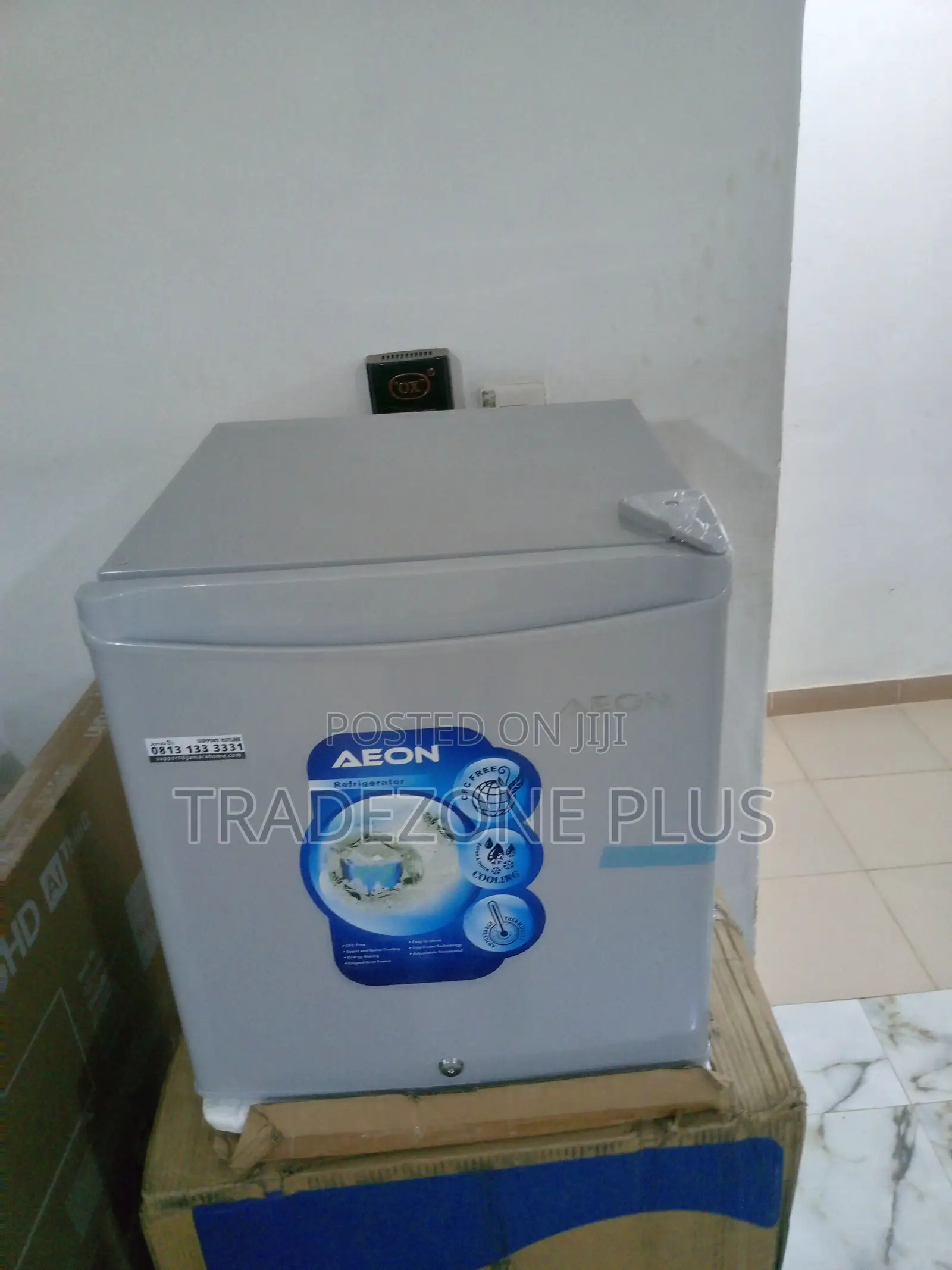 Bedside Aeon Refrigerator