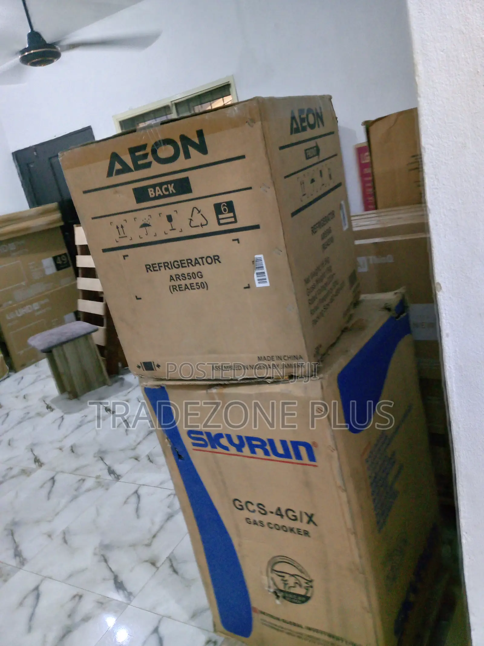 Aeon Bedside 45ltr Refrigerator
