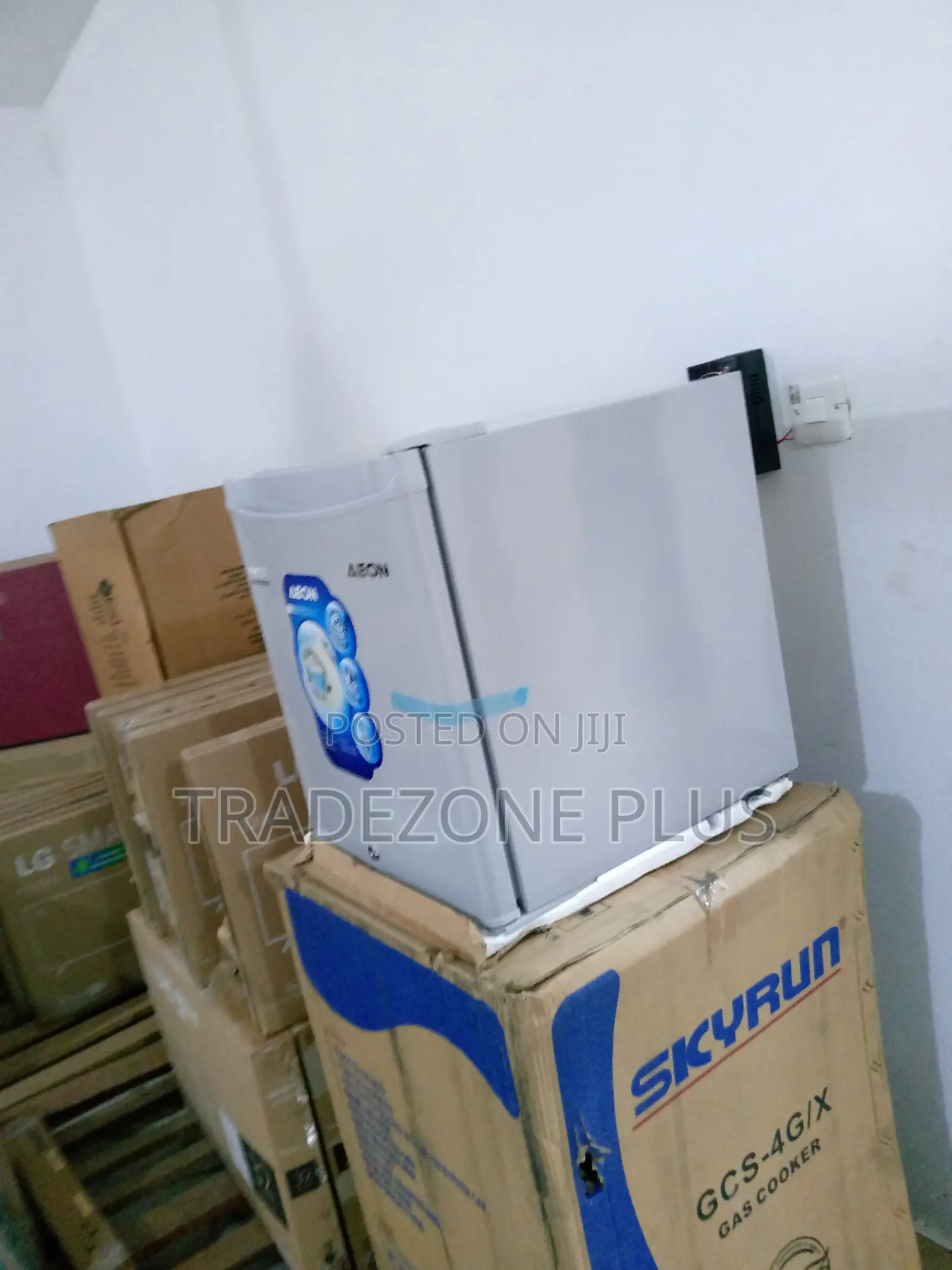 45ltr Bedside Aeon Refrigerator