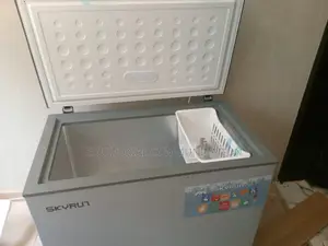 Skyrun Chest Freezer Brand New 
