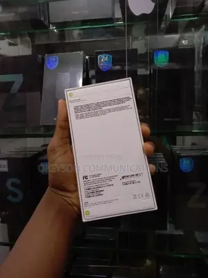 New Apple iPhone 15 Pro Max 512 GB Silver