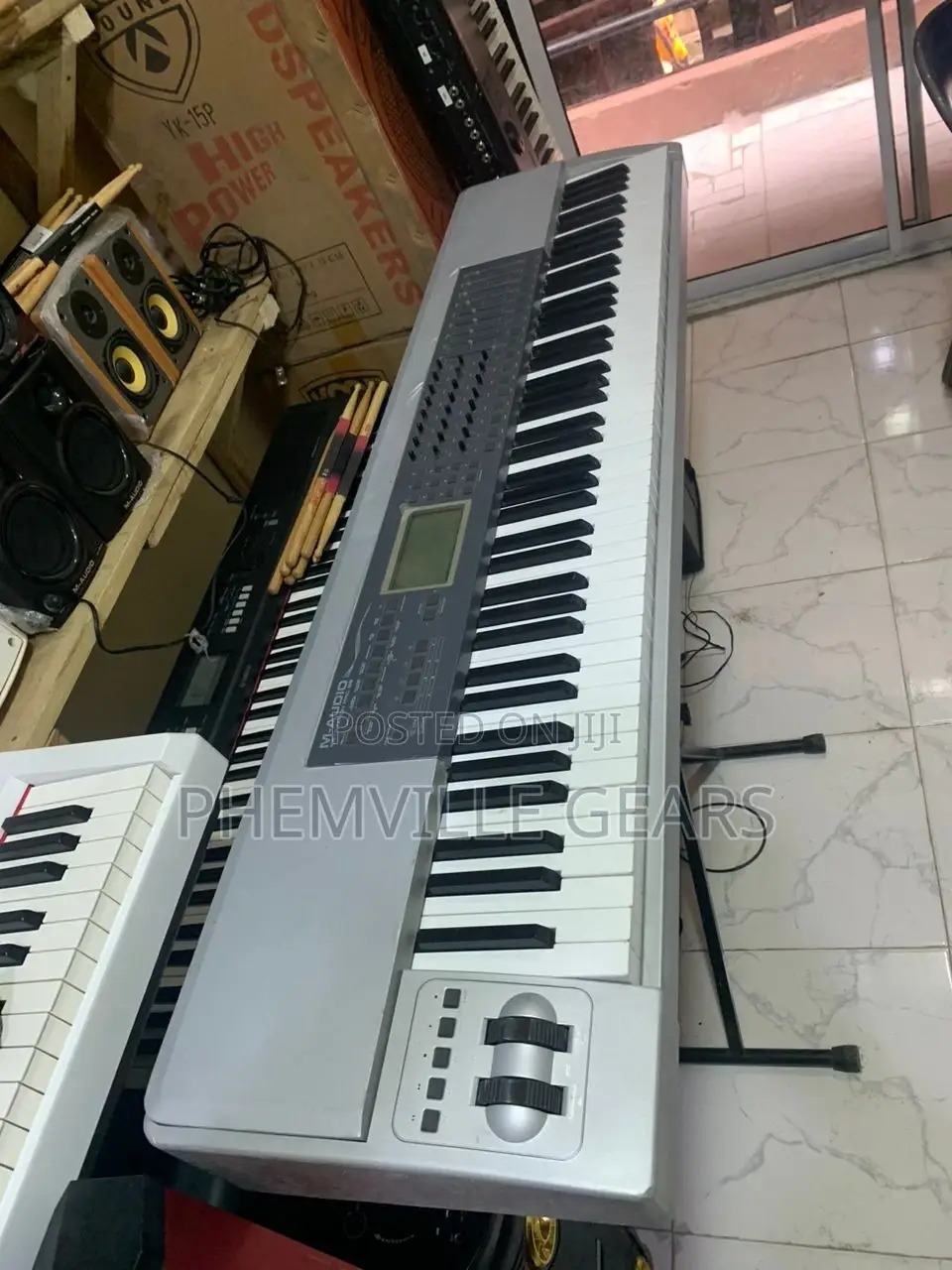 Keystation 88 Pro Midi Keyboard