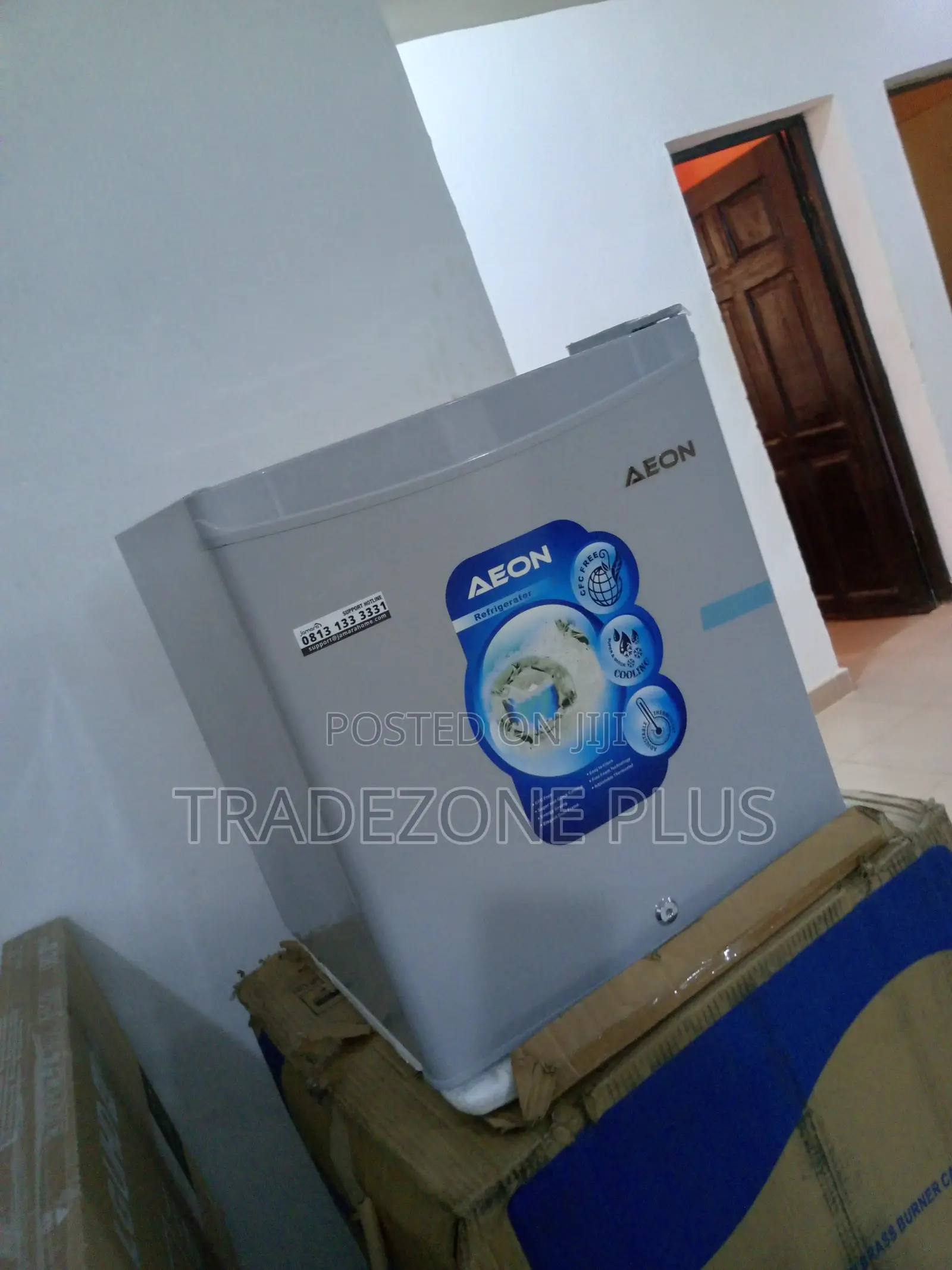 Quality Aeon Bedside Refrigerator 45ltr
