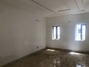 4bdrm Townhouse / Terrace in Private, Gaduwa for rent