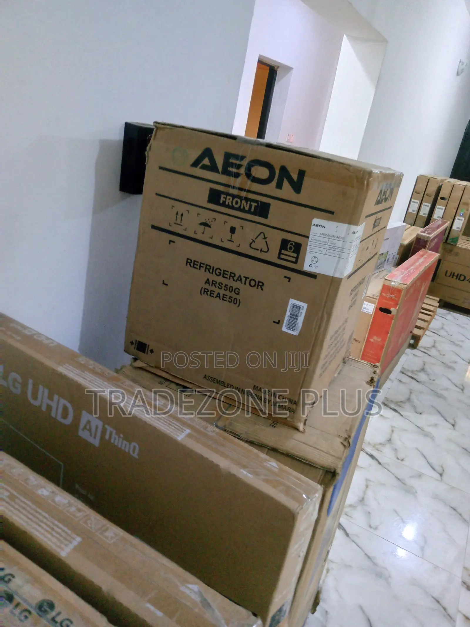 Super Freezing Refrigerator Aeon Bedside