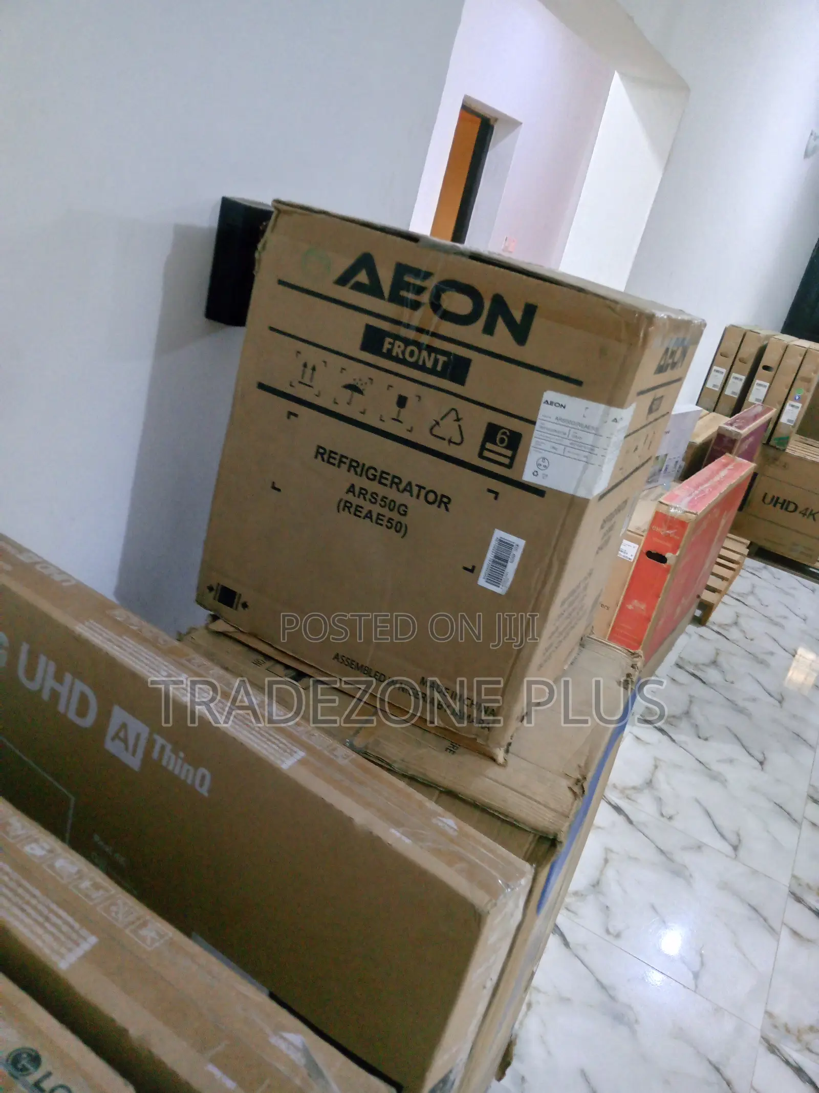 Super Freezing Aeon 45ltr Bedside Refrigerator