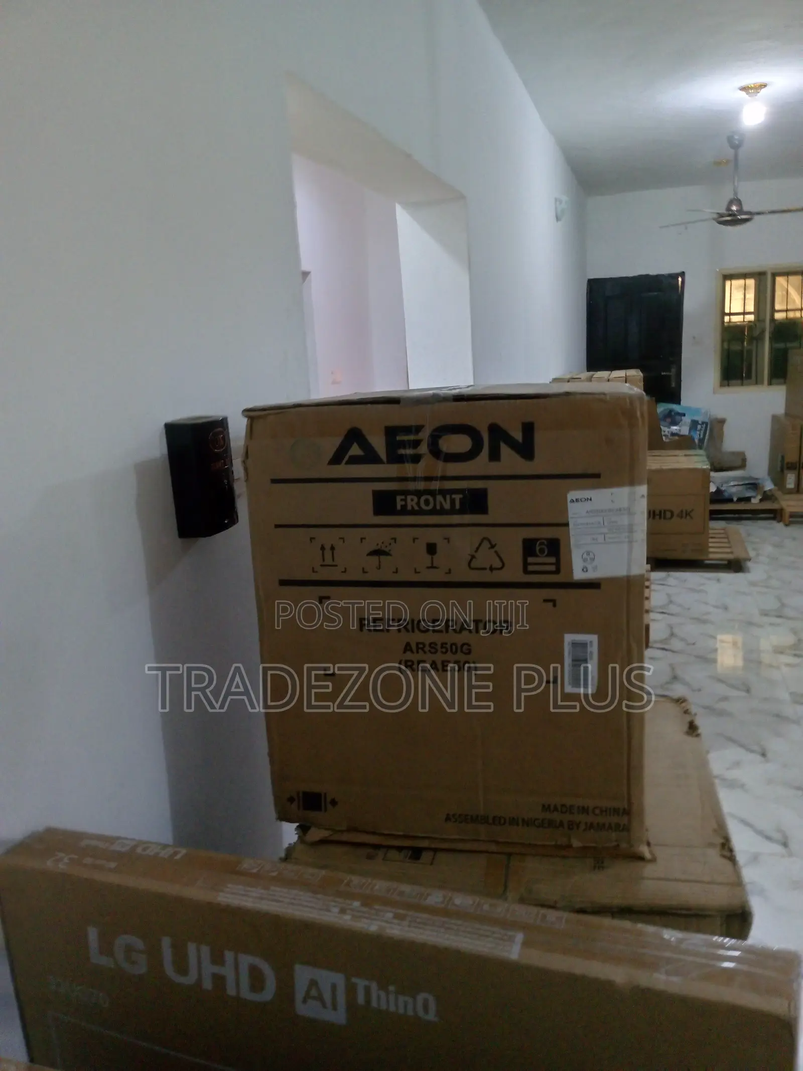 Super Freezing Aeon Ars50g Bedside Refrigerator