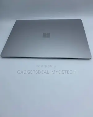 Laptop Microsoft Surface Laptop 8GB Intel Core I5 SSD 256GB