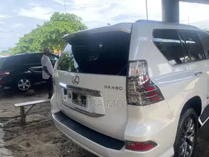 Lexus GX 460 Luxury 2015 White