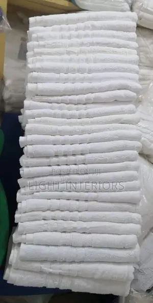 Photo - Big White Towels for Hotels
