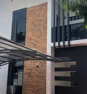 5bdrm Duplex in Phase 2, Ikeja for sale