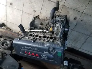 Engine for 2.7 Camry 4 Plug