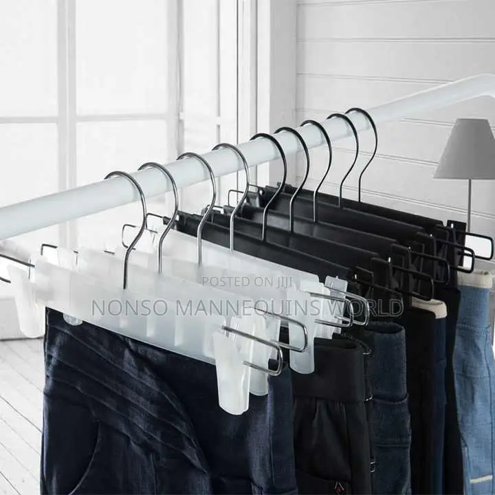 White/Black Clip Hangers