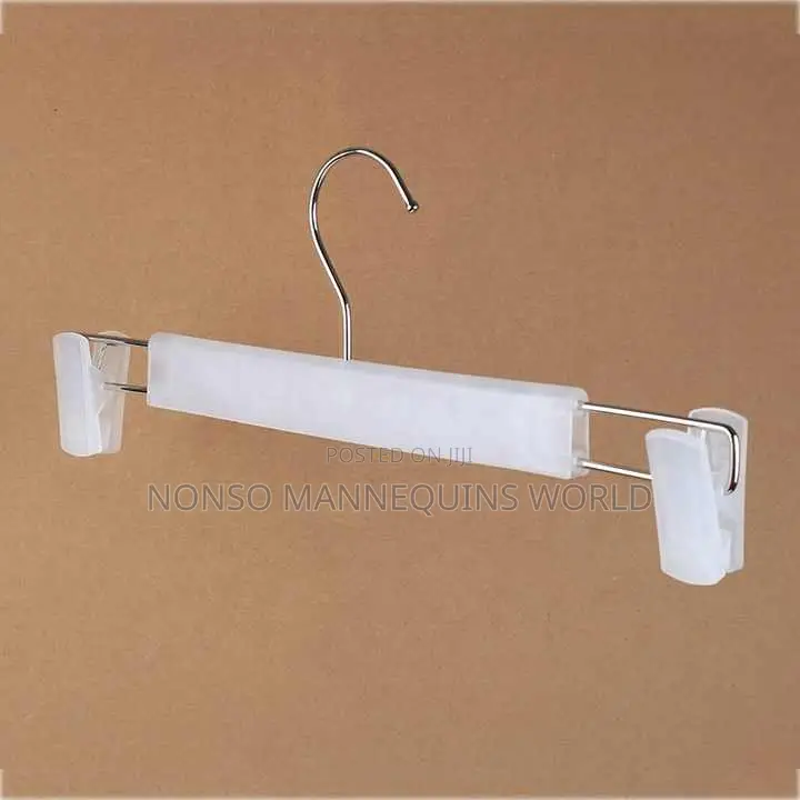 White/Black Clip Hangers