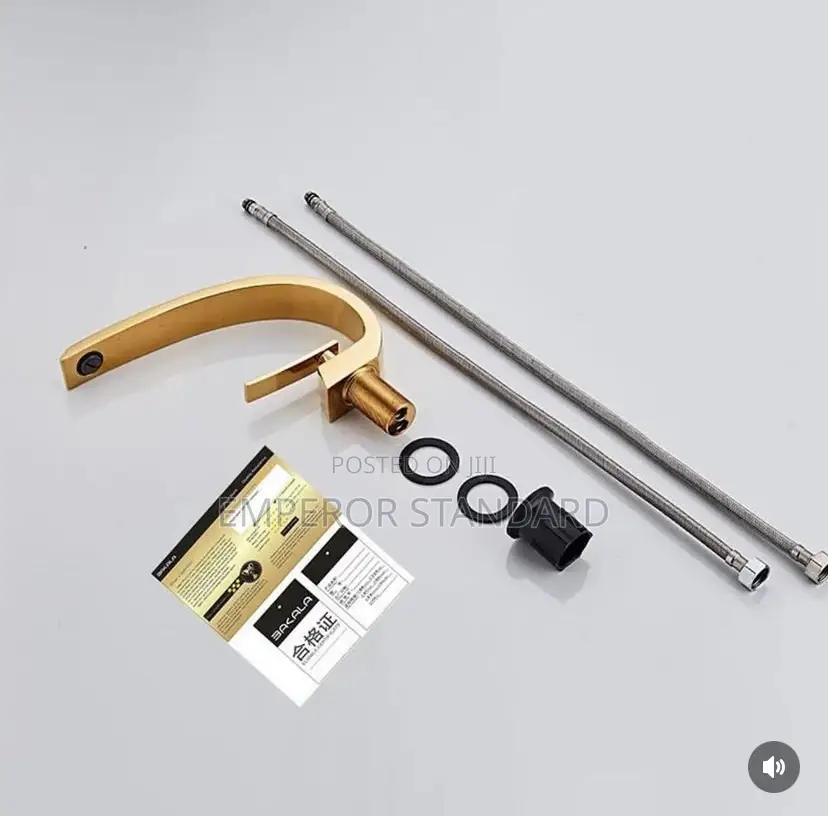 Golden Basin Mixer Tap Wash Hand Dinging