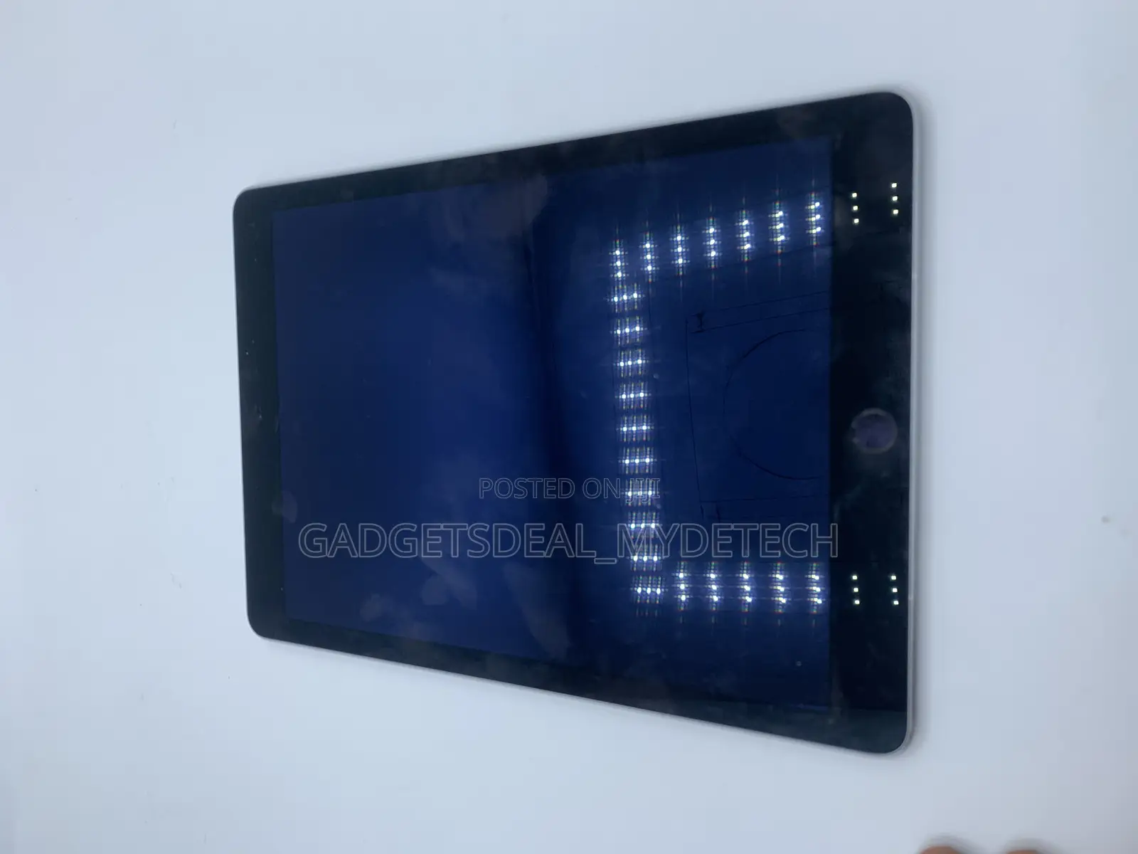 Apple iPad mini 4 128 GB Gray