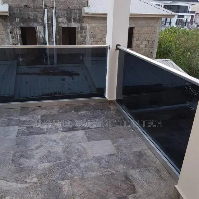 Frameless Glass Handrail