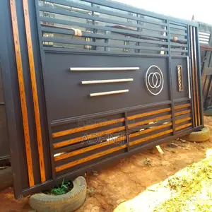 Photo - Standard Size Sliding Gate With Shocolate Colour Math
