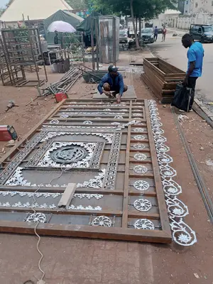 Flower Design Gate