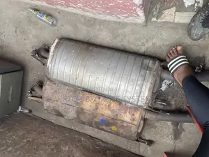 Center Pot Toyota RAV4 2008 Model