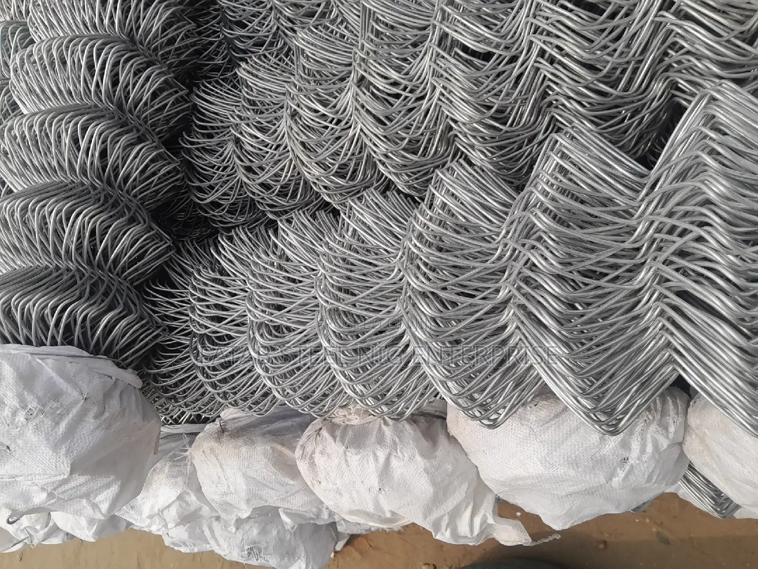 6ft Galvanise Chainlinks