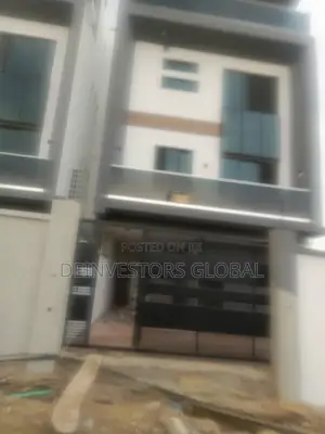 5bdrm Duplex in Ogudu Estate for sale