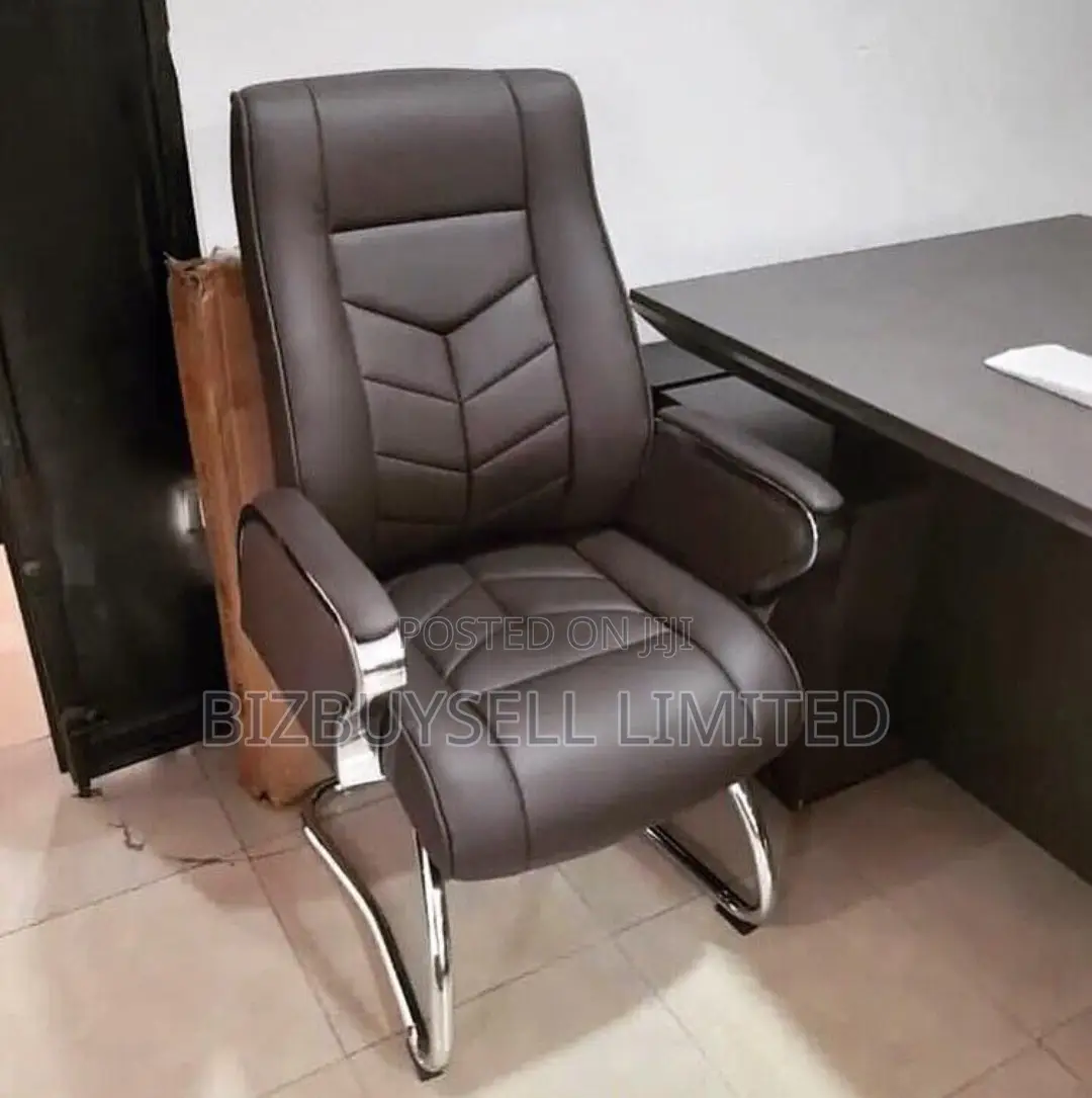 Super Executive Office Visitors Chair.