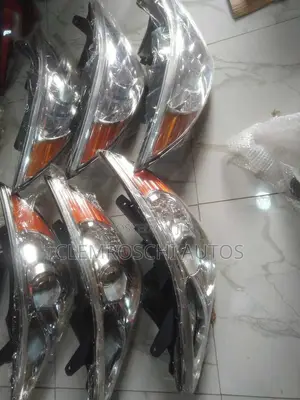 High Quality Certified Head Light Hyundai Elentra 2014 Model