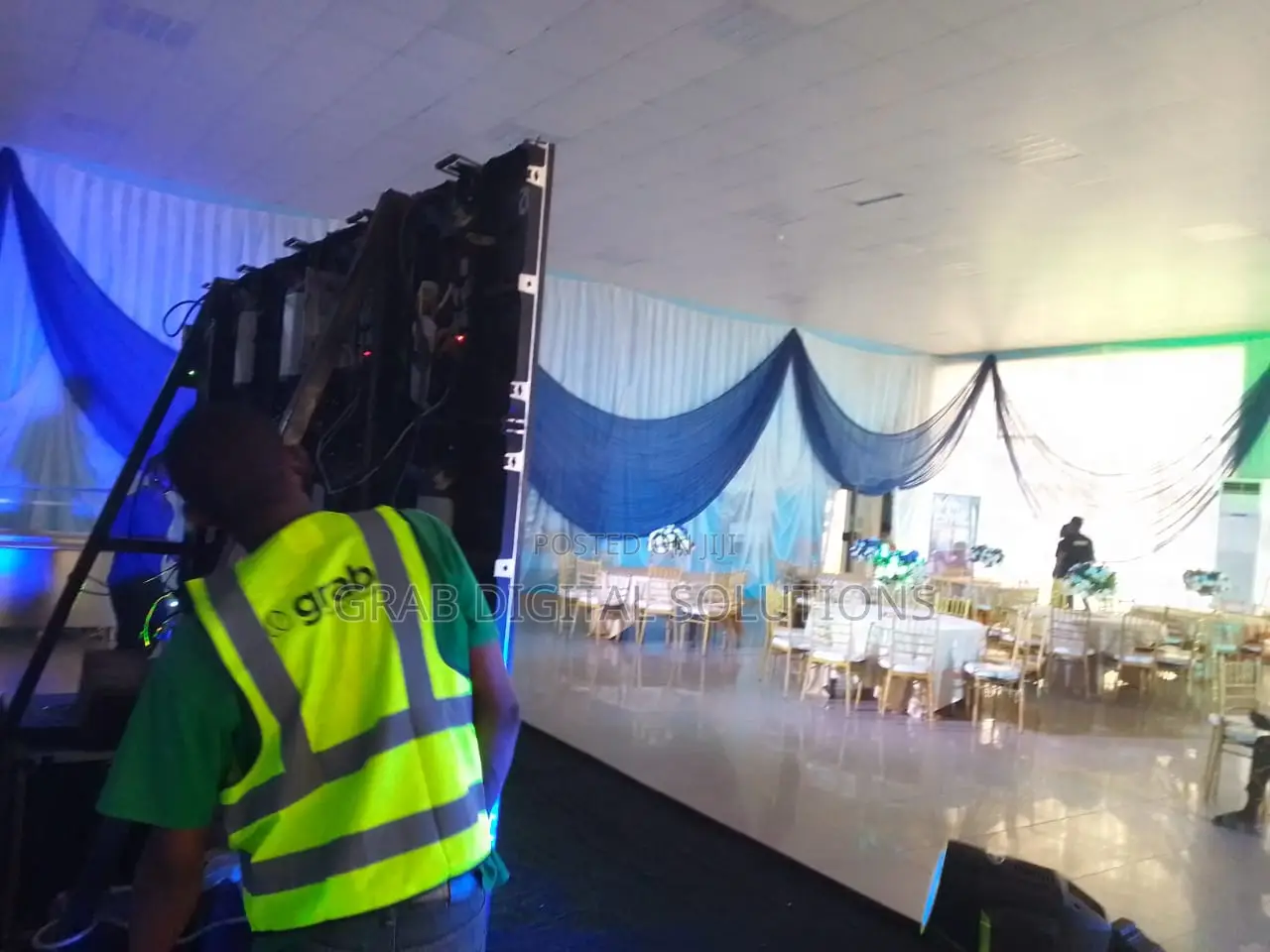 Clean LED Screen Rental and Installation
