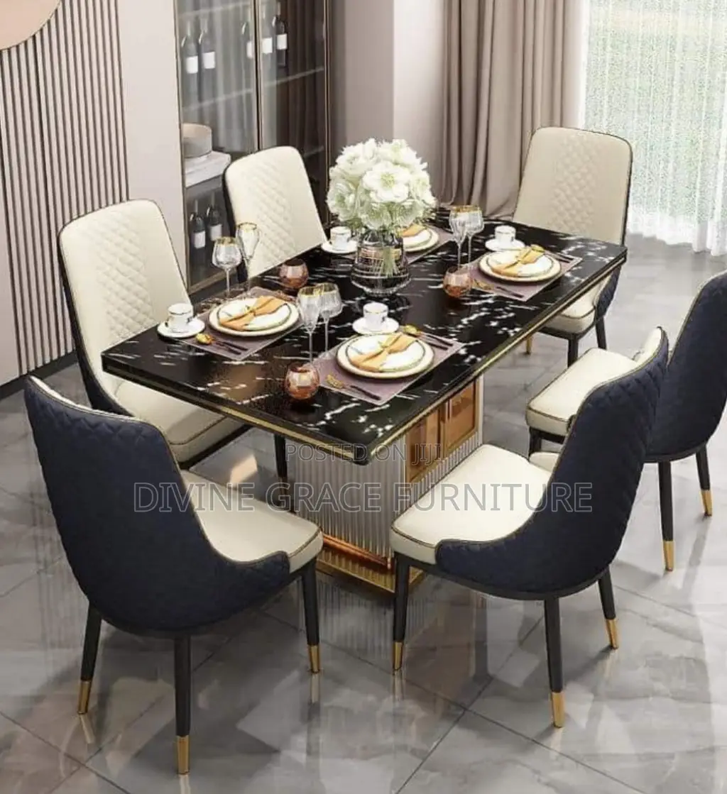 Dinning Table With Chairs