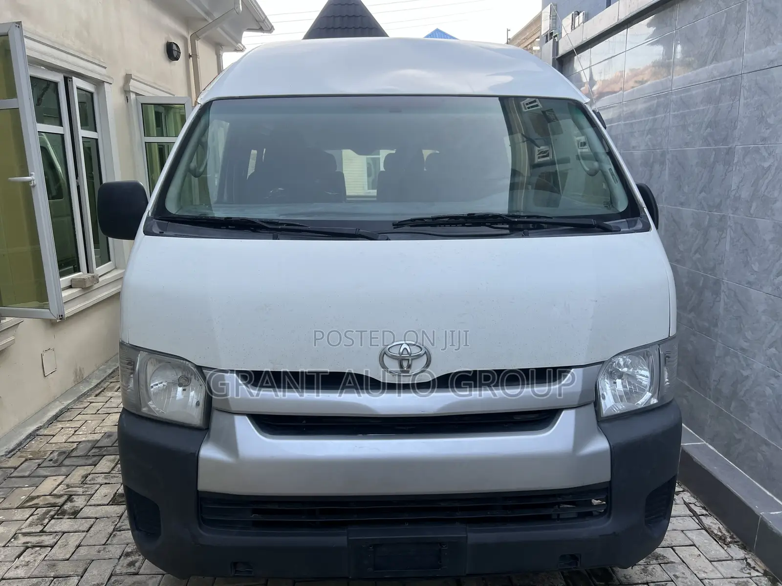 Toyota HiAce 2018